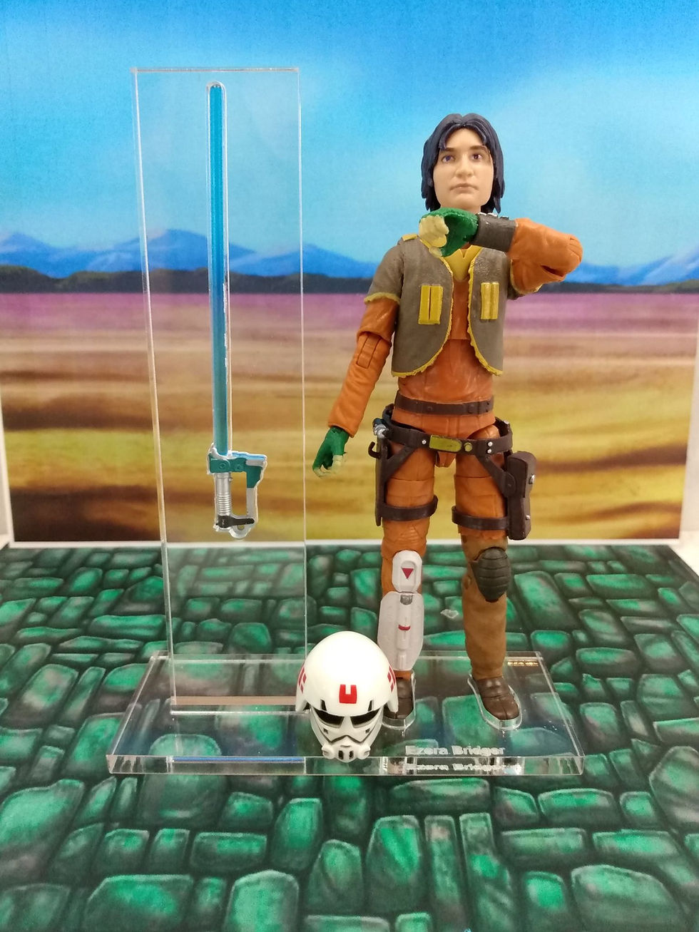 サムネイル： Ezra Bridger (Base Set) Updated pics coming soon.
