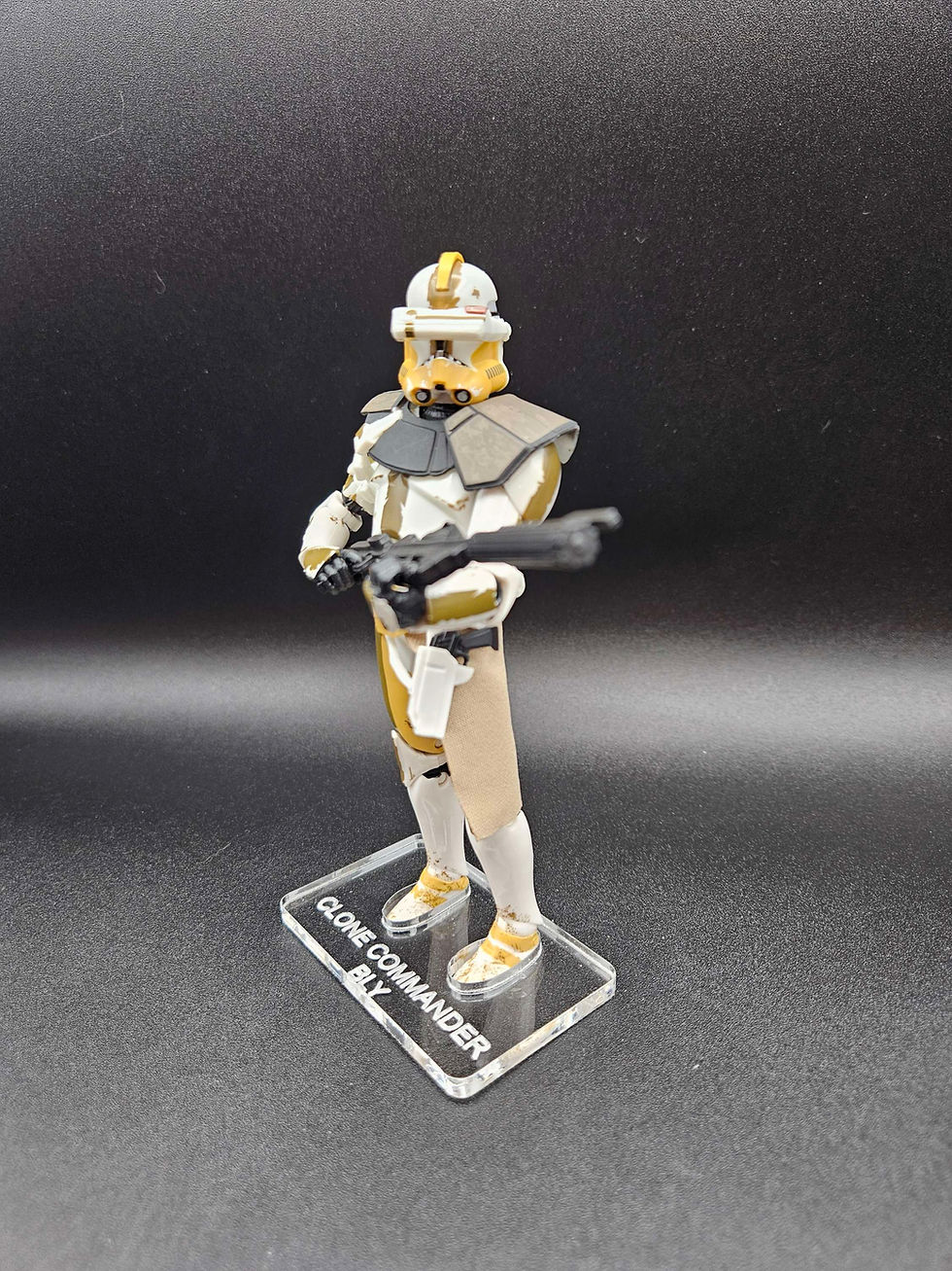 Miniature : Black Series Clone Commander Bly #104 Red line Acrylic Base ***NO Toy Included**