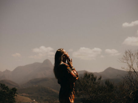 How To Set A Vision For 2023 (And Make Sure You Bring It To Life)