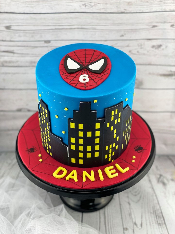 Spiderman Fondant Cake - Style 1
