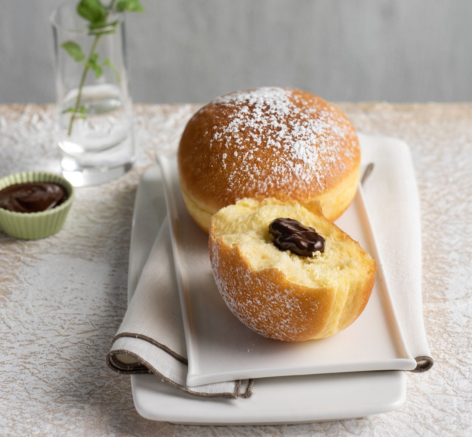 Bomboloni Cacao & Nocciola (Cocoa & Hazelnut)