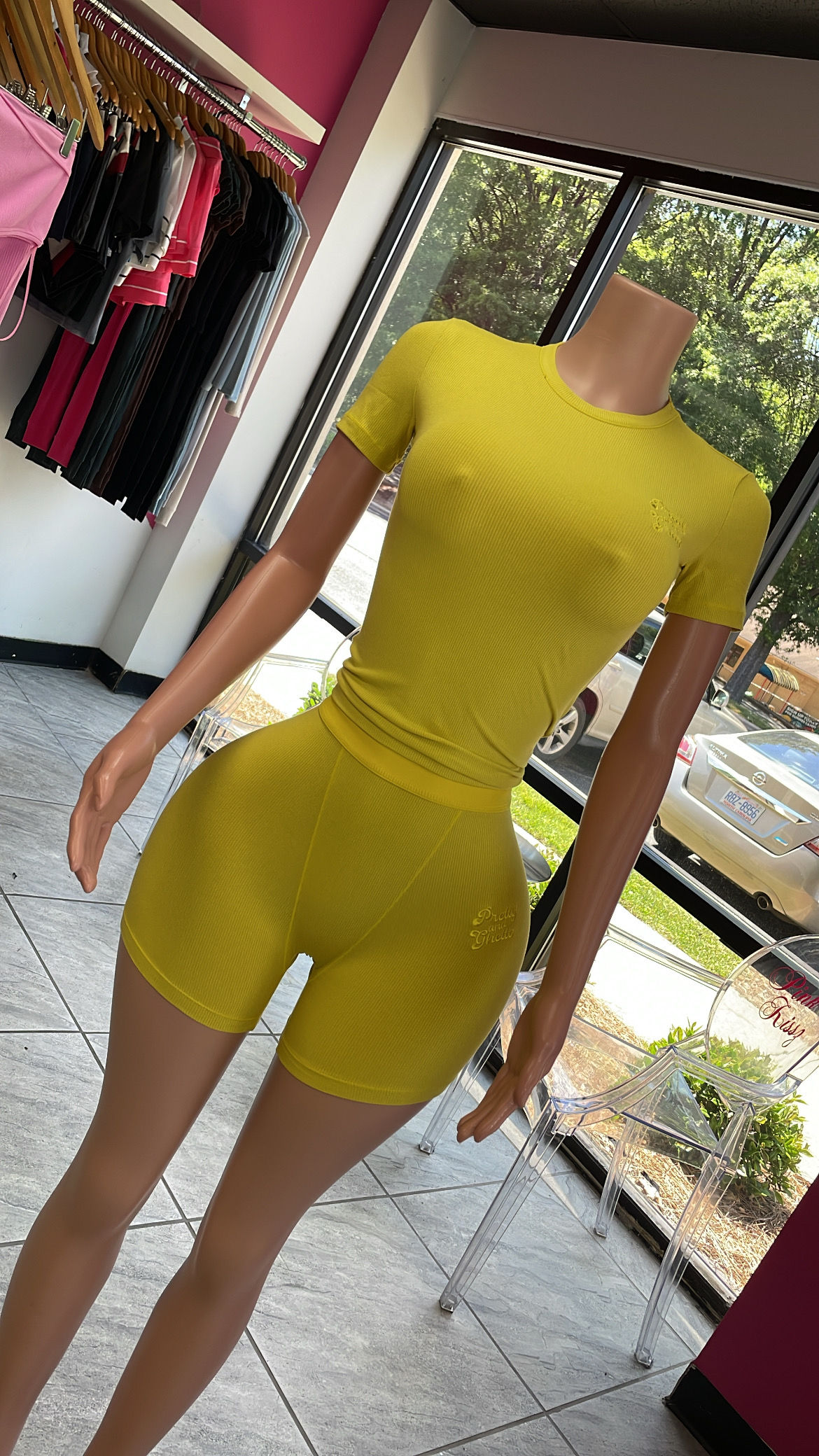 P&G LOUNGE SET (LEMONADE) 