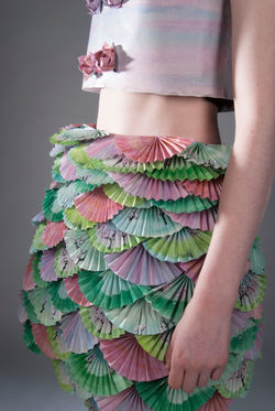 Paper Outfit 5