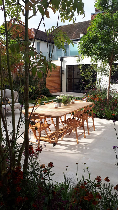 Kitchen Garden design by the Distinctive Gardener, London UK