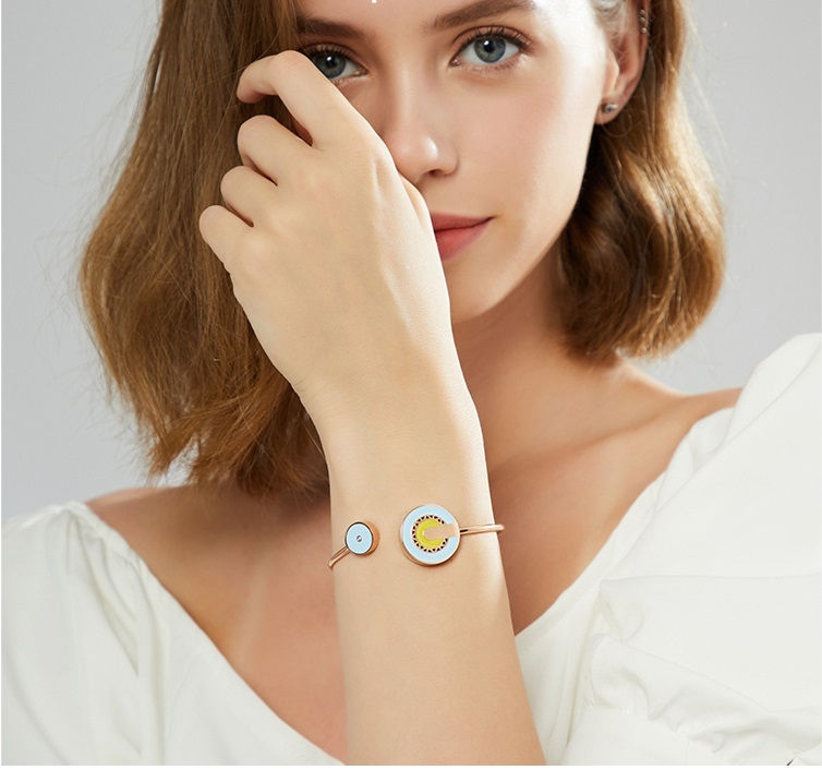 Thumbnail: Plated Aroma Bangles