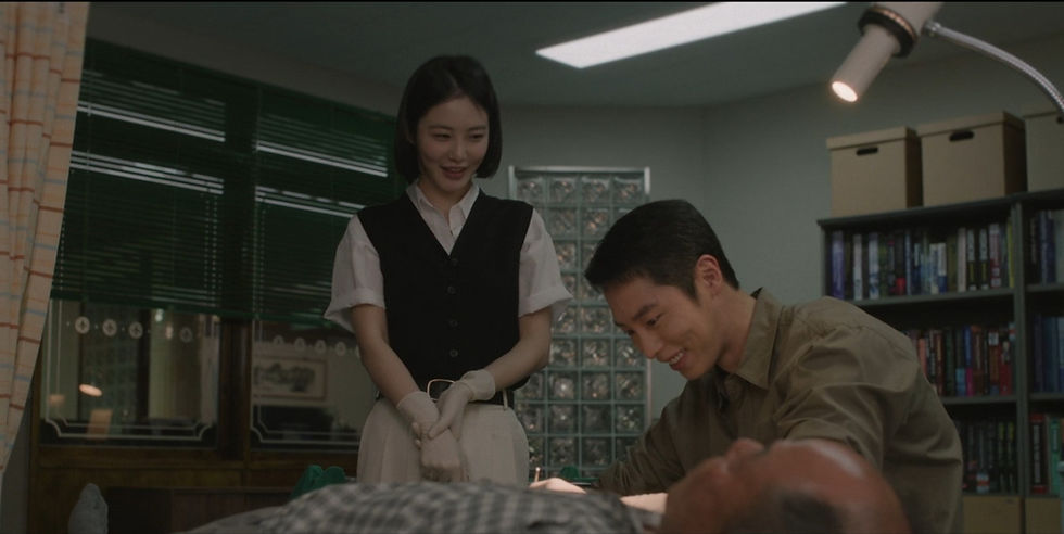 A heart-warming moment in Doctor on the Edge (ENA)