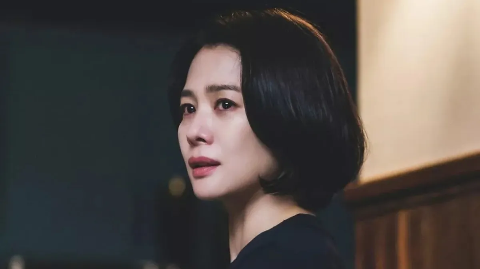 Kim Hyun Joo stars in leading role, Kim Hye Joo, in 'Trolley' (SBS)