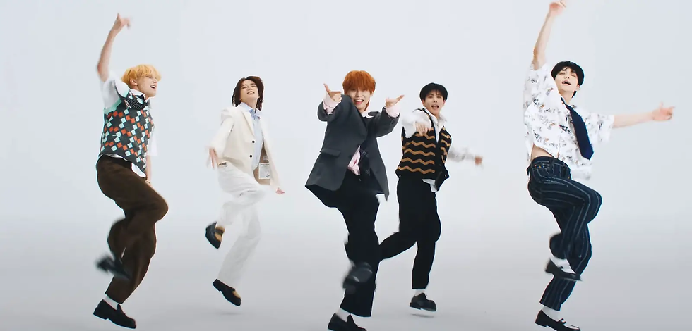 TXT proved to be masters of collaborations as they demonstrated great energy!