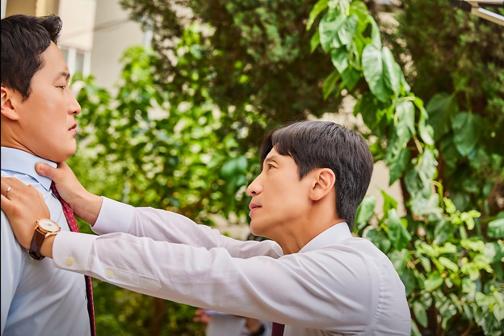 Shin Ha Kyun's character is a pleasure to watch! (ENA)