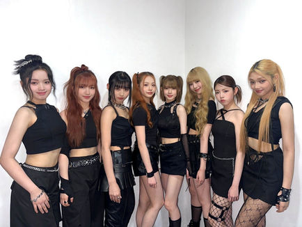 UNIS Fansign: An Unforgettable Evening for Fans at Metrotent Convention Center!