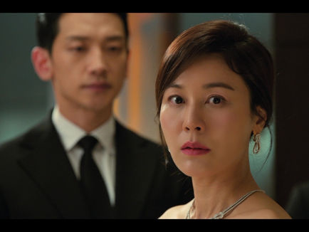 What we really think about Disney+'s new action/romance drama "Red Swan"