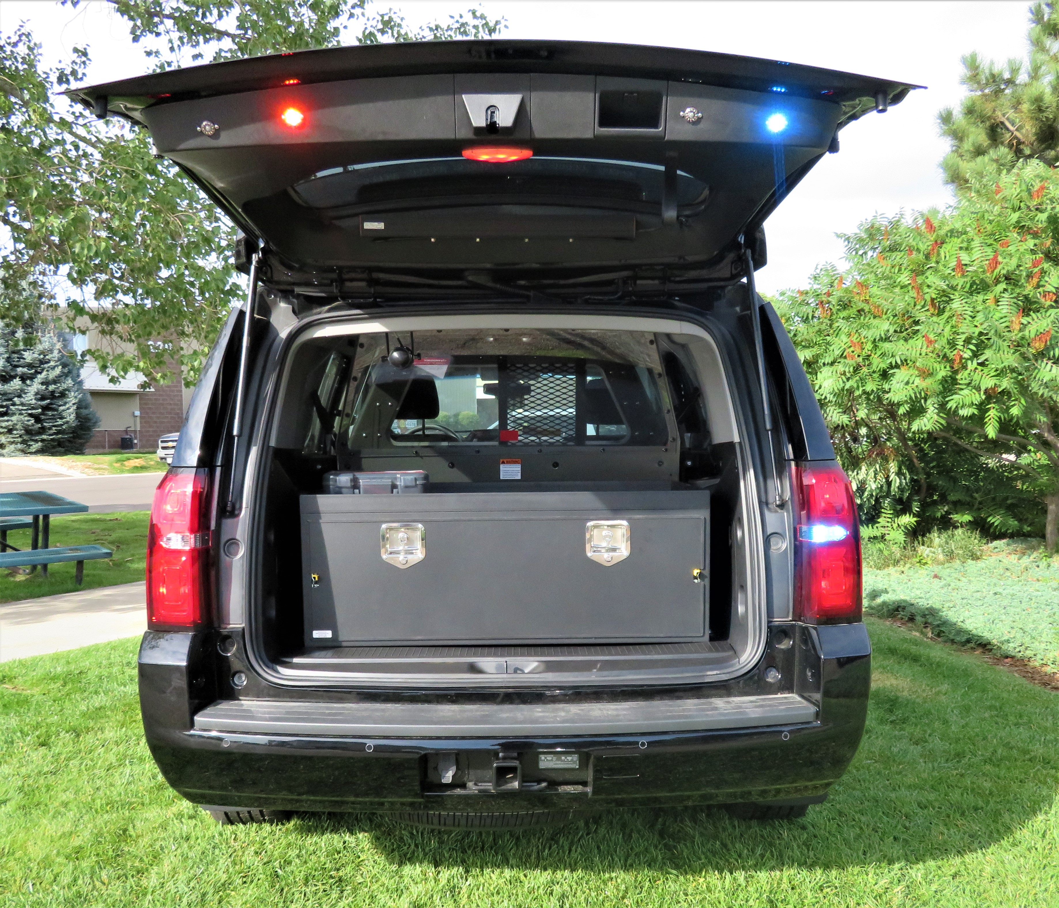 Timnath PD '19 Tahoe Liftgate Lights