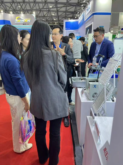 Customer Visiting Booth