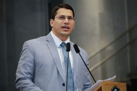 Pastor Junior Tércio sobre déficit do Governo Central de R$ 30 bi em fevereiro: "quem vai pagar essa conta?"