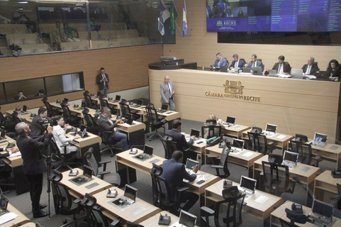 Recife: vereadores discutem fiscalização em habitacional no Arruda