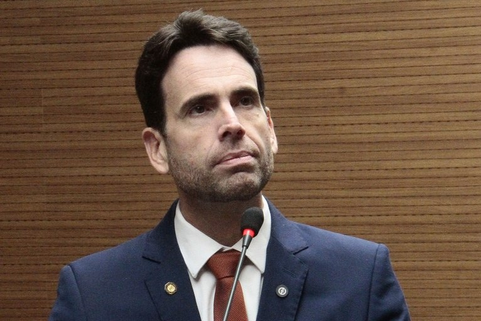 Vereador do Recife, Eduardo Moura, vai comandar o programa "Fé na Política" na Rádio da Família FM