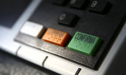 Comunicadores pré-candidatos precisam se afastar de programas de rádio e de televisão a partir do dia 30 de junho