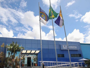 Prefeitura do Jaboatão inicia demolição dos prédios-caixão