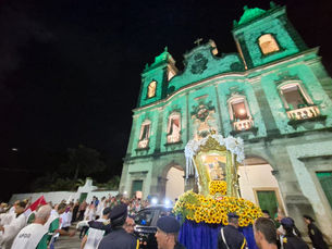 Monte dos Guararapes recebe milhares de fiéis no último dia da Festa de Nossa Senhora dos Prazeres