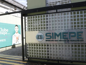 Simepe realiza ato simbólico “Consultório Vazio” em protesto contra salários defasados e precariedade da saúde no Cabo de Santo Agostinho*