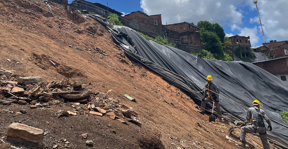 Governo de Pernambuco inicia obras de contenção de encosta no bairro de Coqueiral, no Recife