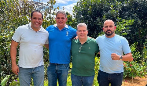 União da oposição no Cabo: Cianinho e Paulo Bica reúnem lideranças e apresentam seus pré-candidatos Jeferson Titmóteo e Sargento Almeida
