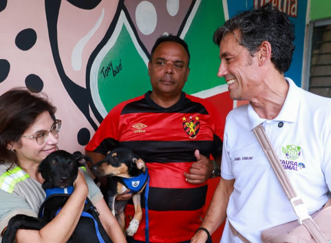No Dia Nacional dos Animais, Daniel Coelho e Priscila Krause acompanham ações de castração em Camaragibe