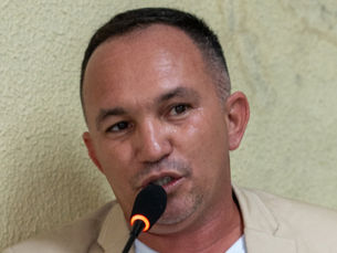 Vereador Nivaldo do Gás destaca investimentos em mercados públicos e melhorias para a Feira do Jordão