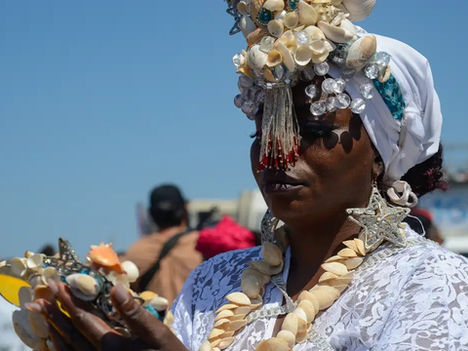 Eleitores de religiões afro se sentem invisíveis em campanha eleitoral