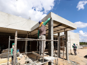 Pernambuco inicia 2026 com saldo positivo de empregos com destaque para construção civil
