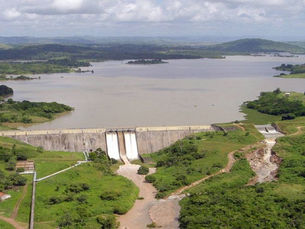 Manutenção em Tapacurá deixa moradores do Recife, de Jaboatão e Camaragibe sem água