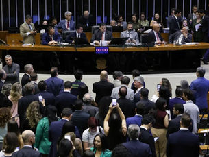 Alcolumbre marca votação da PEC pelo fim da 6x1 para quarta (14)