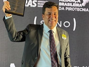 Mendonça é escolhido o melhor deputado de Pernambuco pelo quarto ano consecutivo