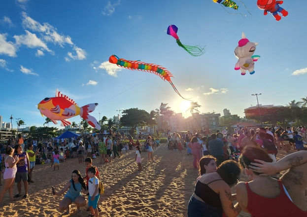 Feriado: festival de pipas colore o céu de Jaboatão nesta segunda (07)