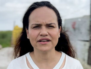 Mila Aguiar cumpre agenda no entorno da Lagoa do Náutico, em Jaboatão