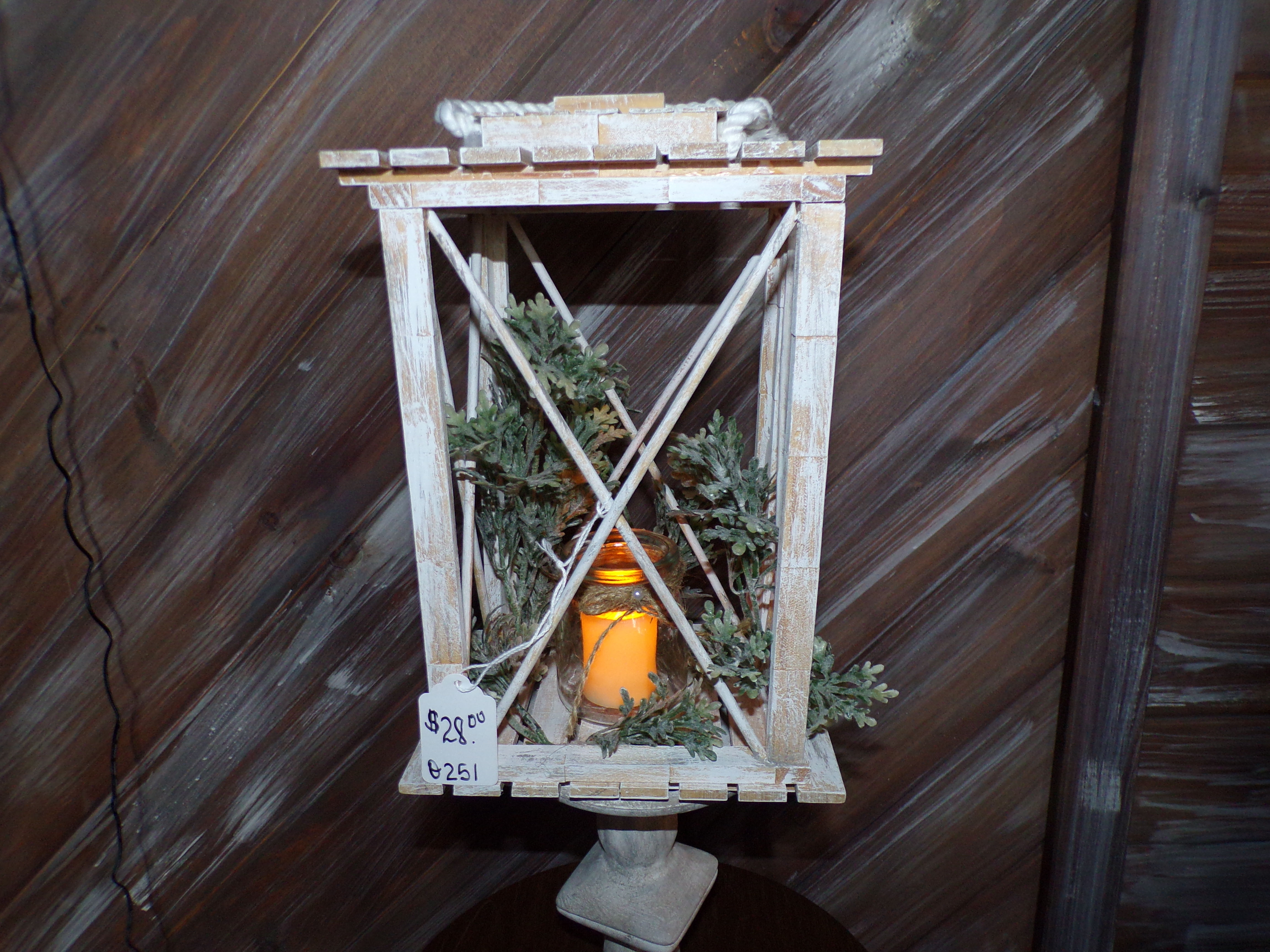 Distressed White Centerpiece