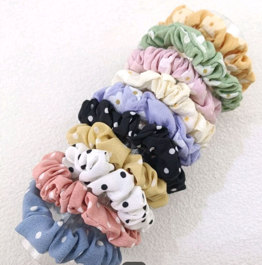 Bow Scrunchies 