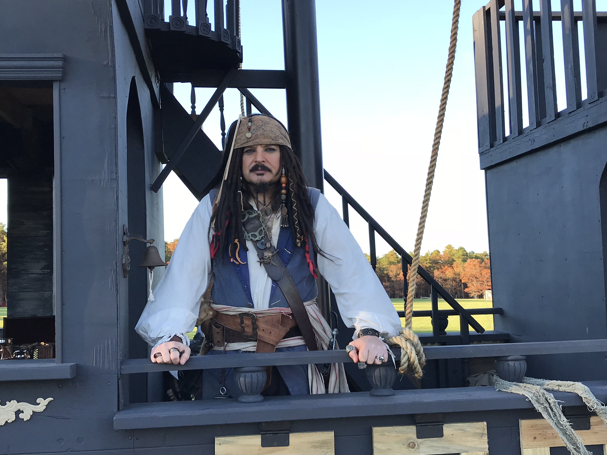 captin jack with cabenet captin jack with cabenet