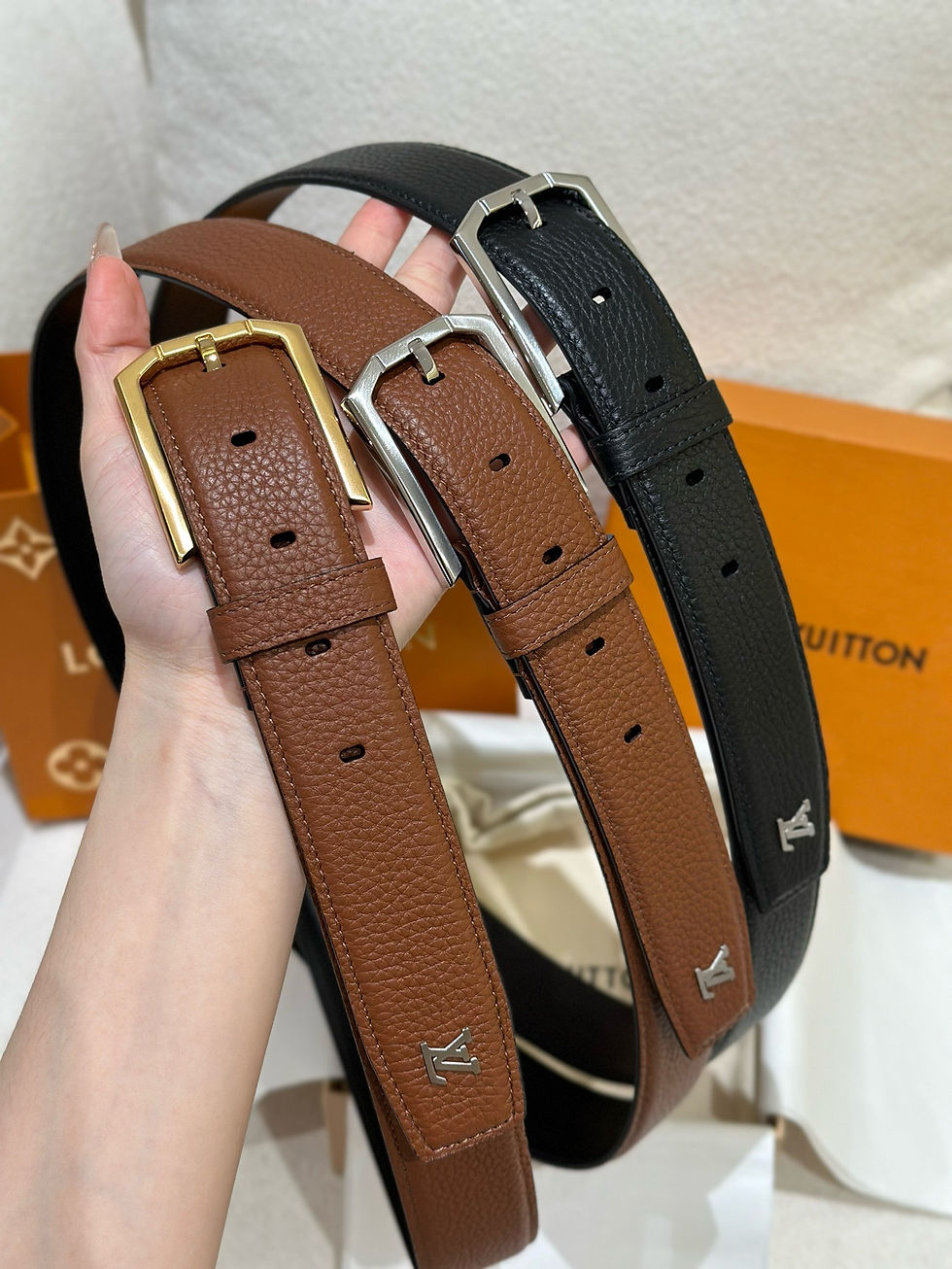 Thumbnail: LV belt