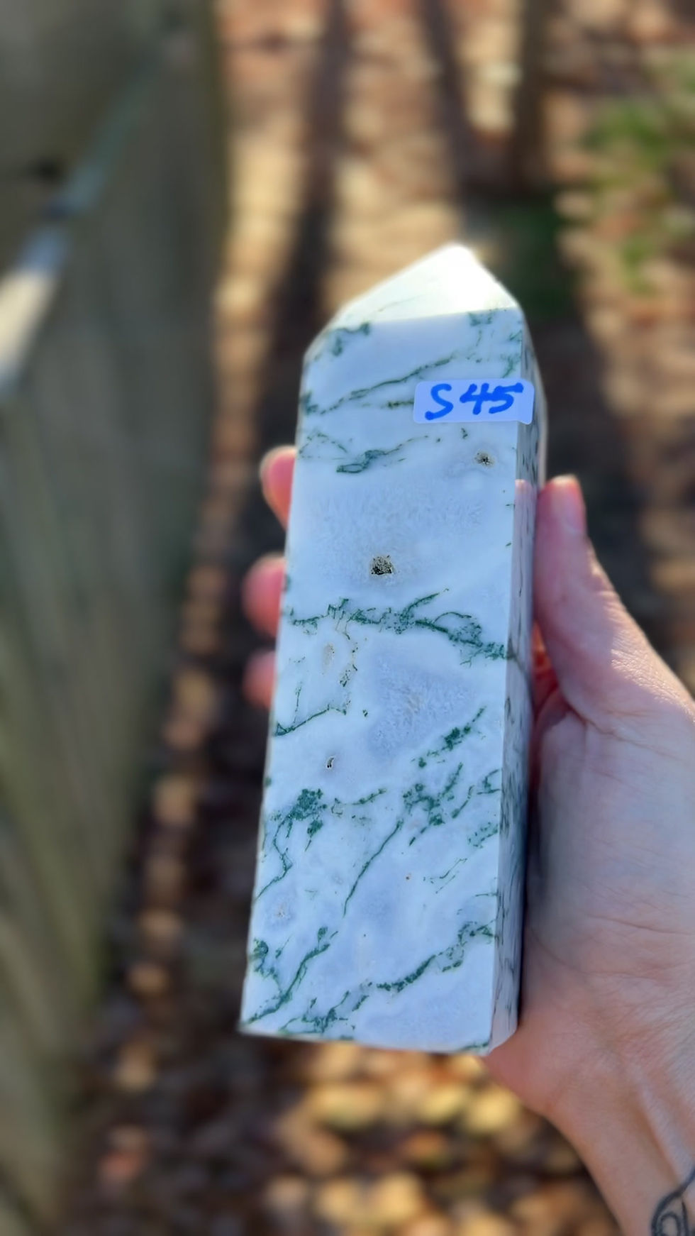 Thumbnail: Moss Agate Tower