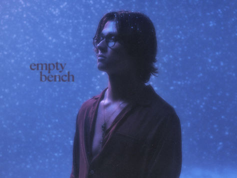 David Kushner - Empty Bench