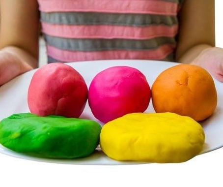12 super fun activities to do with your kids at home!