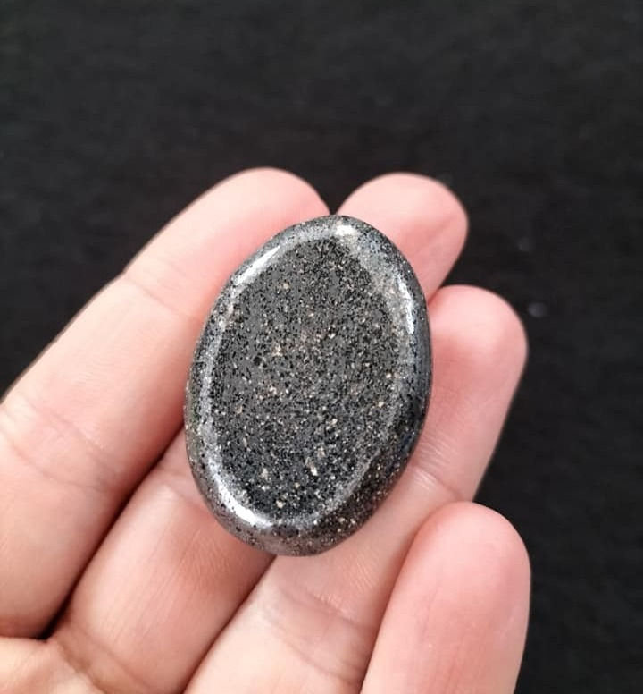 Thumbnail: Hematite Palmstone