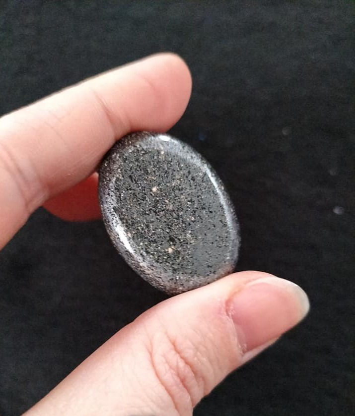 Thumbnail: Hematite Palmstone