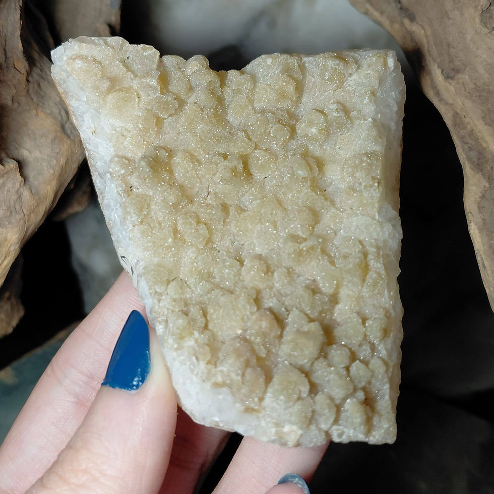 druzy citrine bed hand held front view