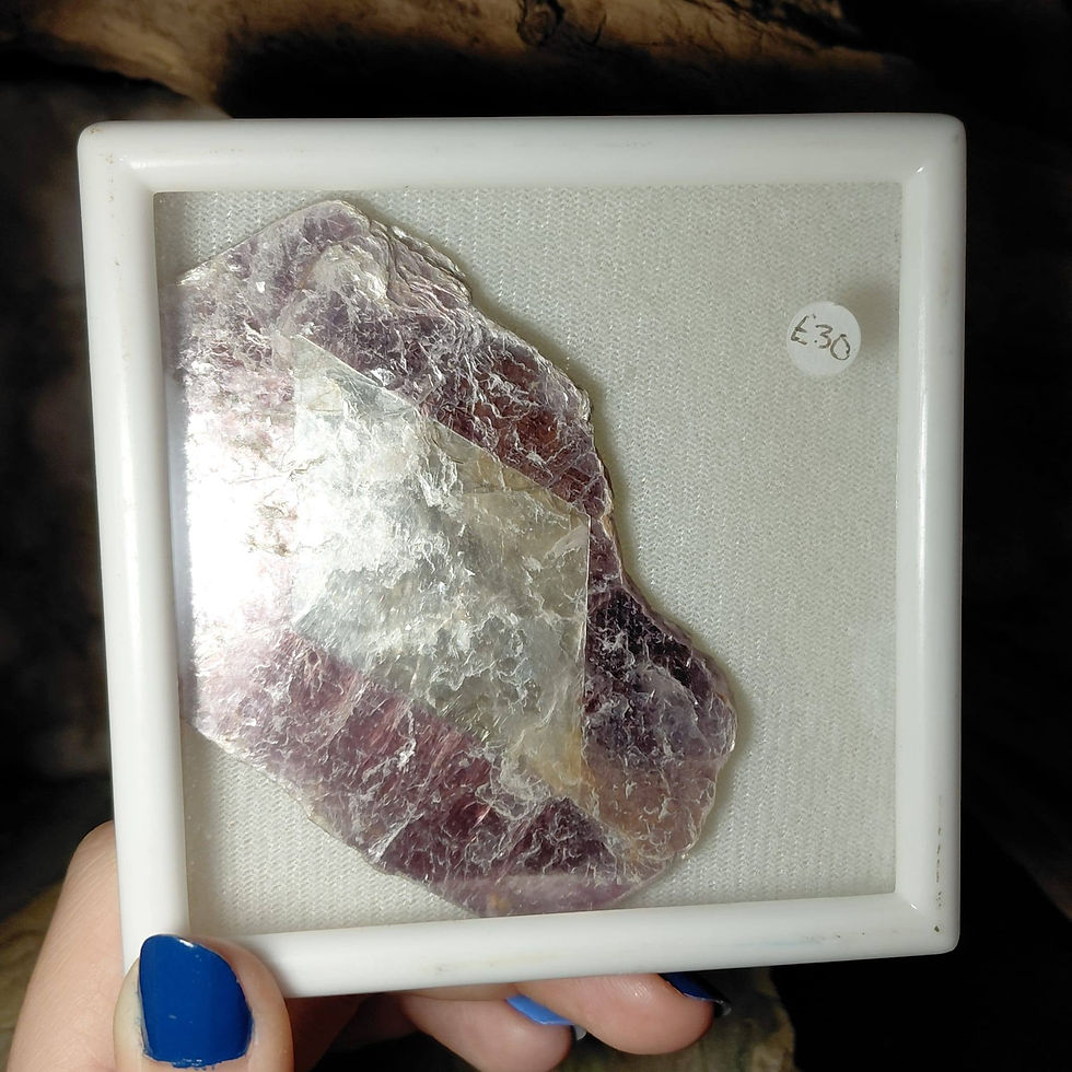 Thumbnail: mica diamond boxed hand held side view