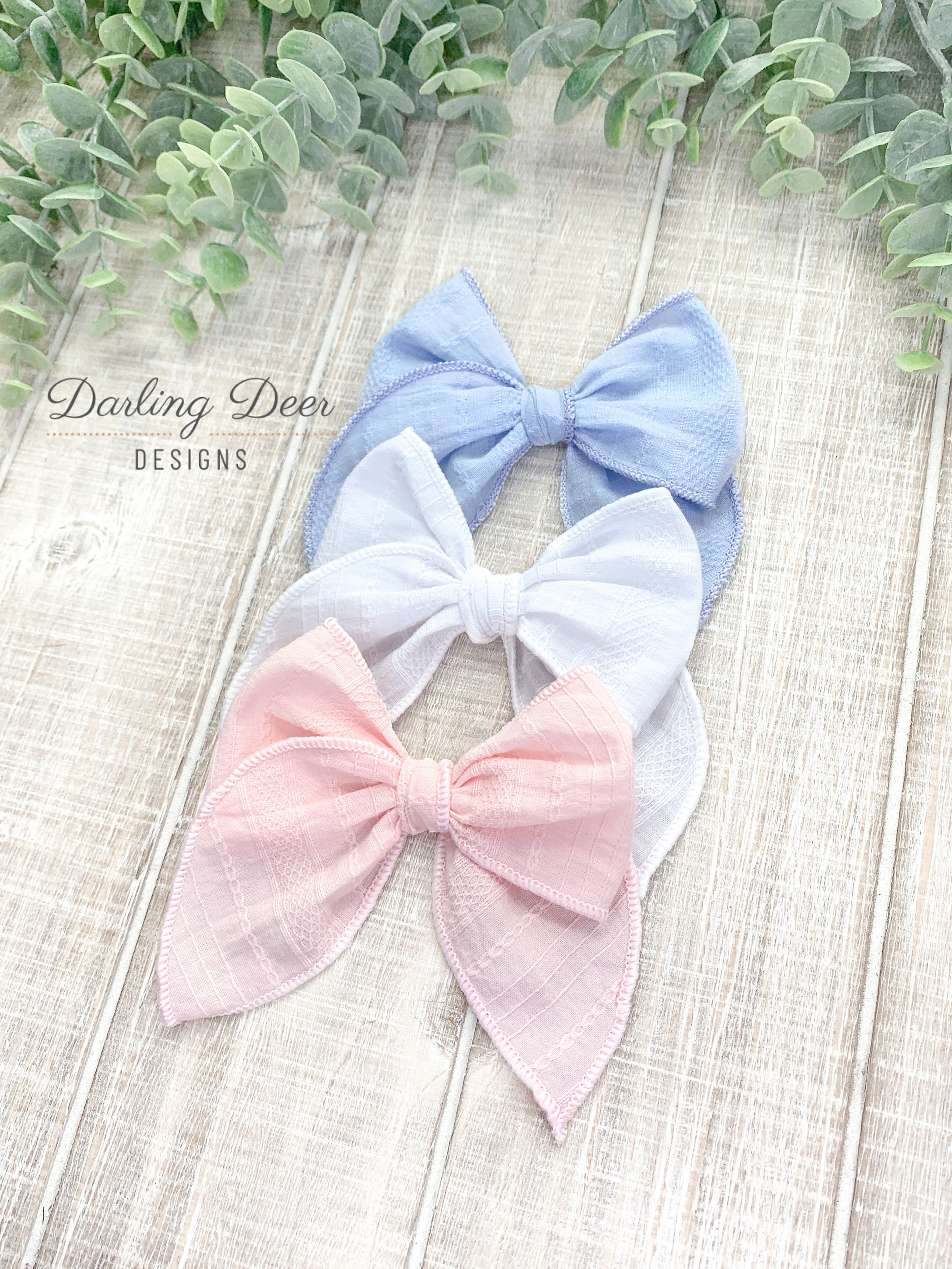 Woven Serged Edge Bows