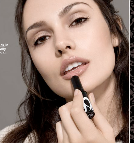 Candice Neill, model and actress, make up ad, natural soft makeup look