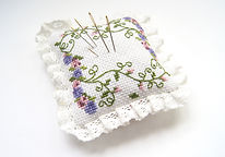 刺繍ピンクッション