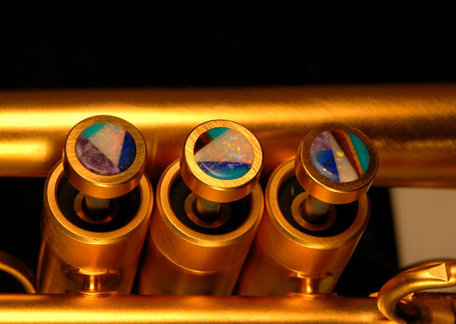 Fingerbuttons